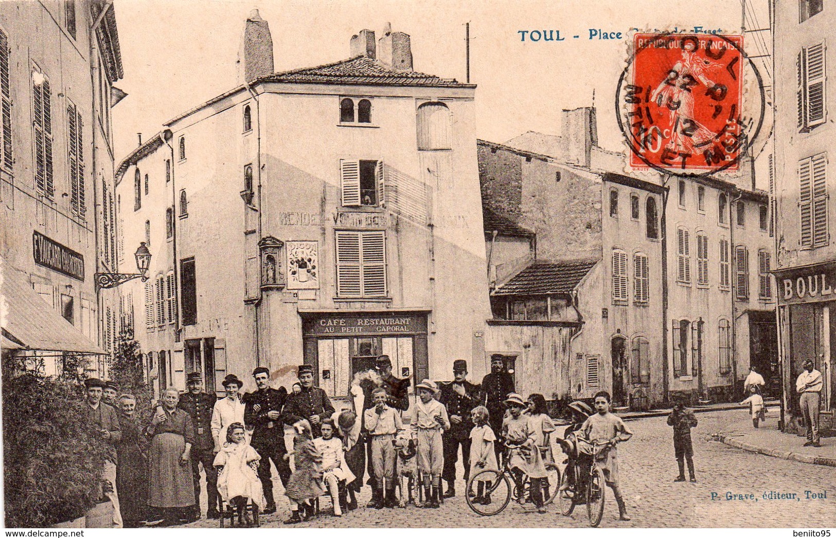 CPA De TOUL - Place... - Toul