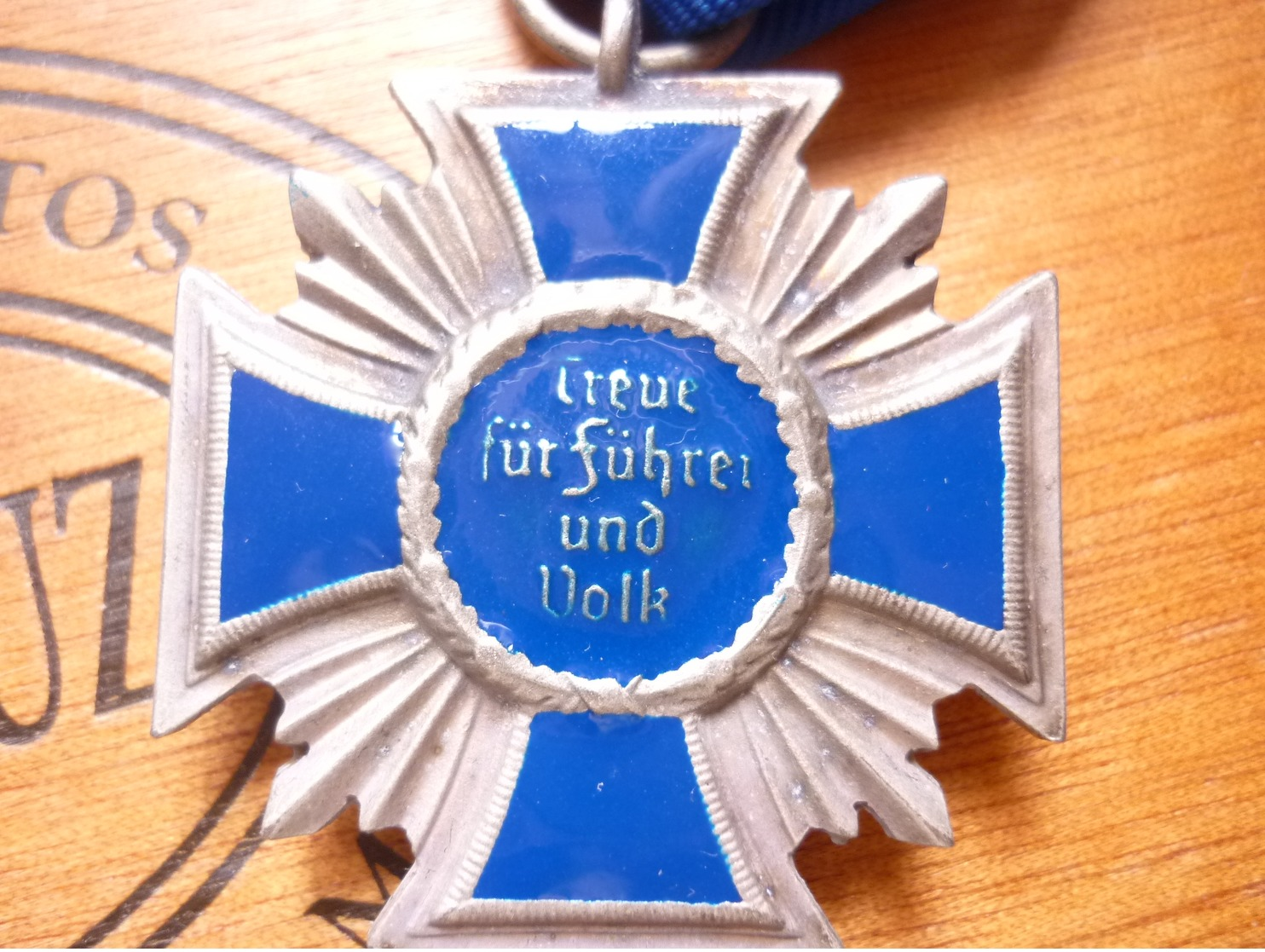 German Breast Medal - 1939-45