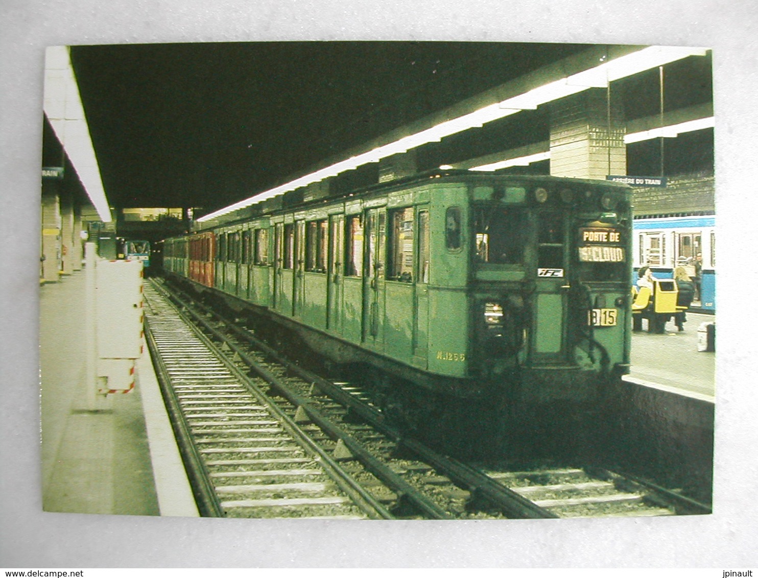 LOT de 36 CPM - Thème FERROVIAIRE - Métro