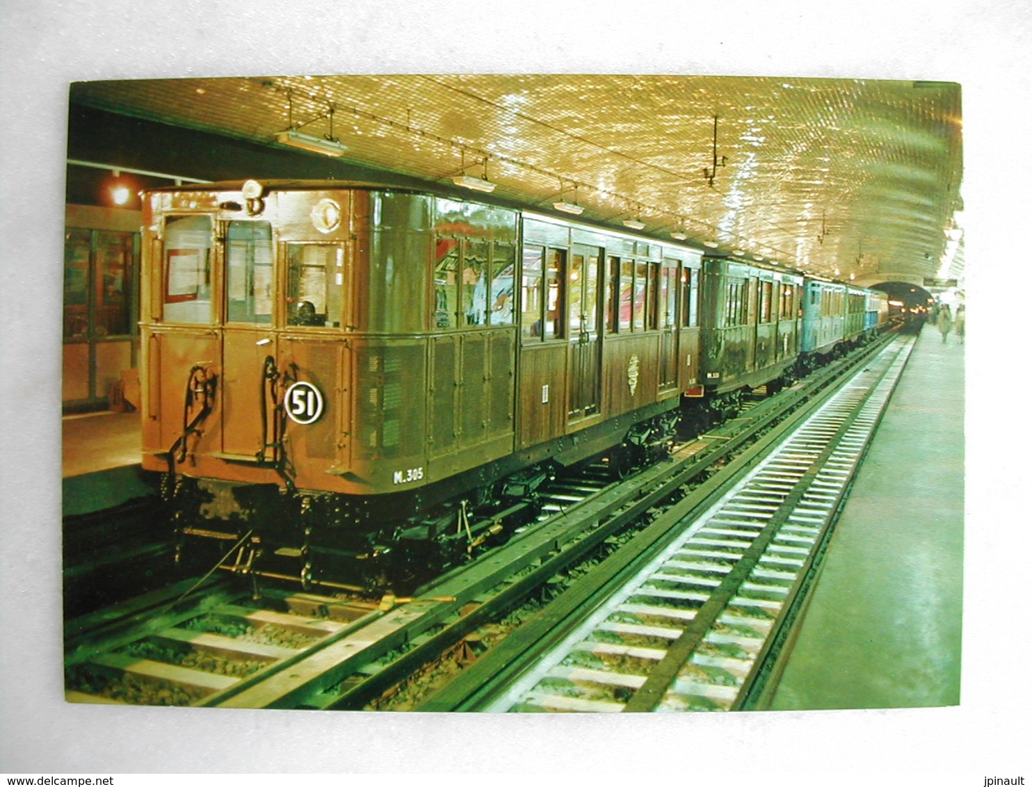 LOT de 36 CPM - Thème FERROVIAIRE - Métro