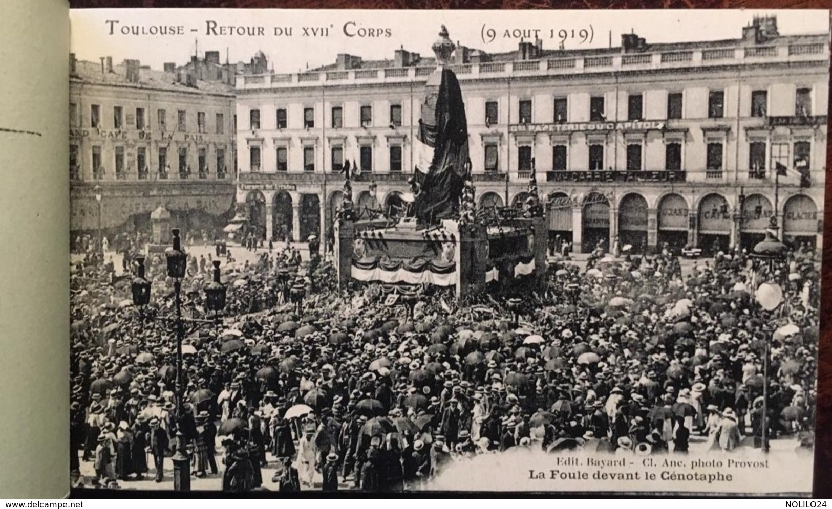 Carnet De 12 CPA, Retour Du 17 ème Corps Toulouse, 9 Aout 1919, Album Souvenir Grande Guerre (1914-1918) éd Bayard - Regiments