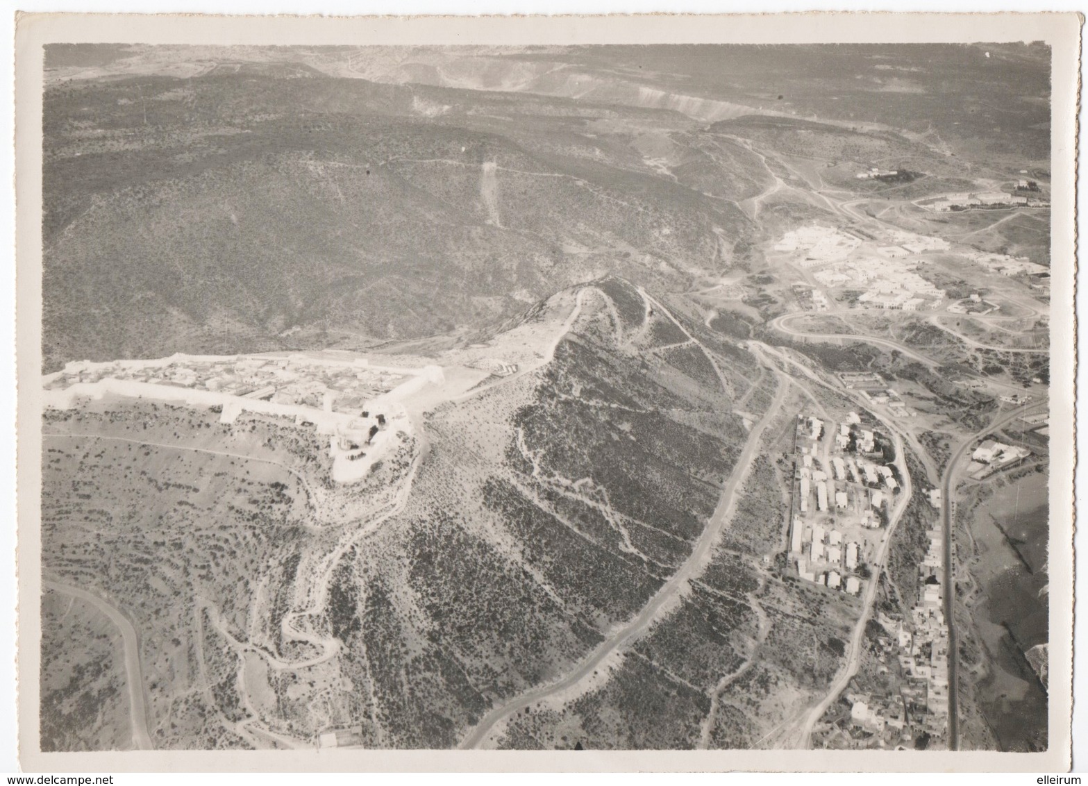 MAROC. PHOTO . VUE AERIENNE. REGION MARAKECH ? AGADIR ? LIEU FORTIFIE. KSAR. ANNEES 30-40. - Afrika