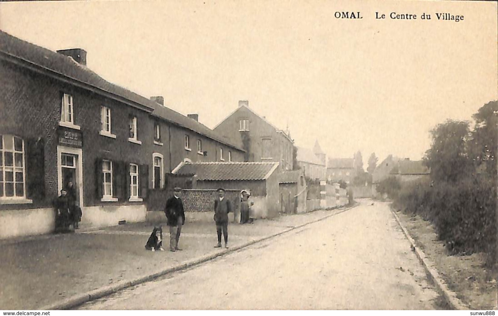 Omal - Le Centre Du Village (animée Café) (prix Fixe) - Geer