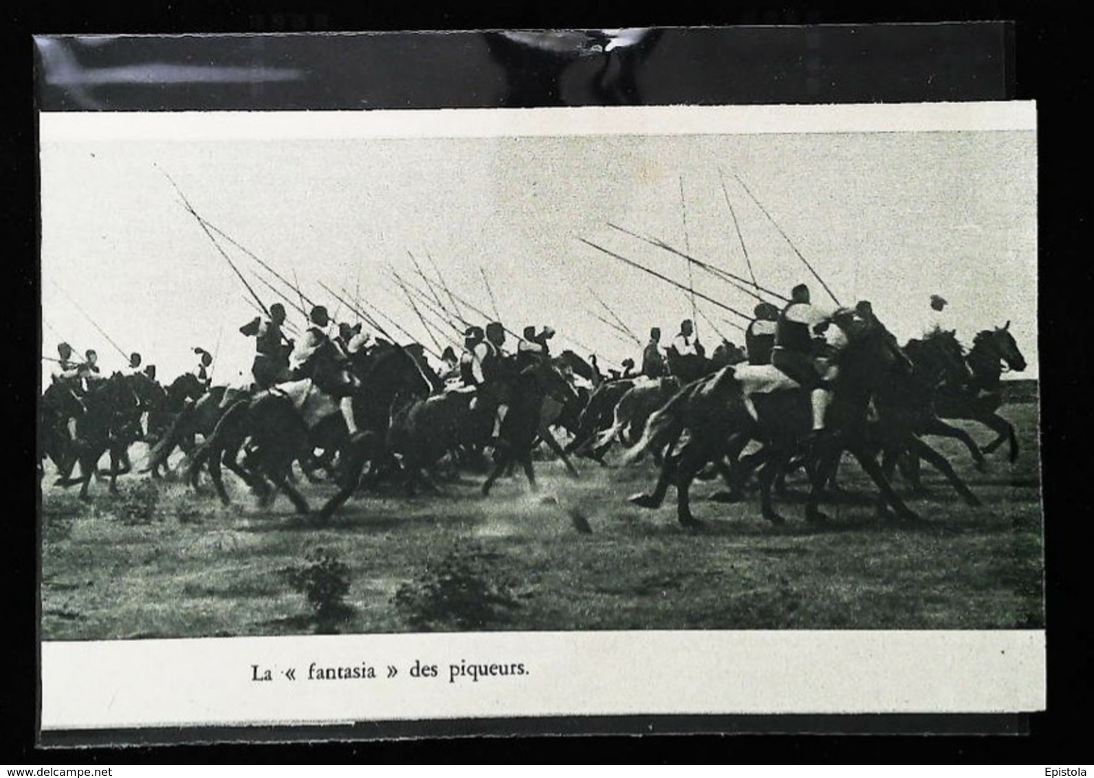 Environs Lisbonne (Lisloa)  - Groupe De Cavaliers Avec Piques - Coupure De Presse (encadré Photo) 1931 - Equitation