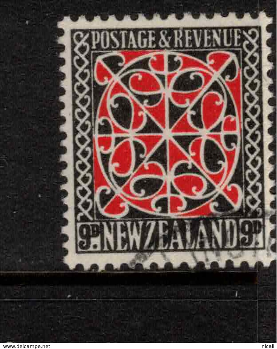 NZ 1935 9d Maori Panel P12.5 SG 566 U #BIR77 - Usados