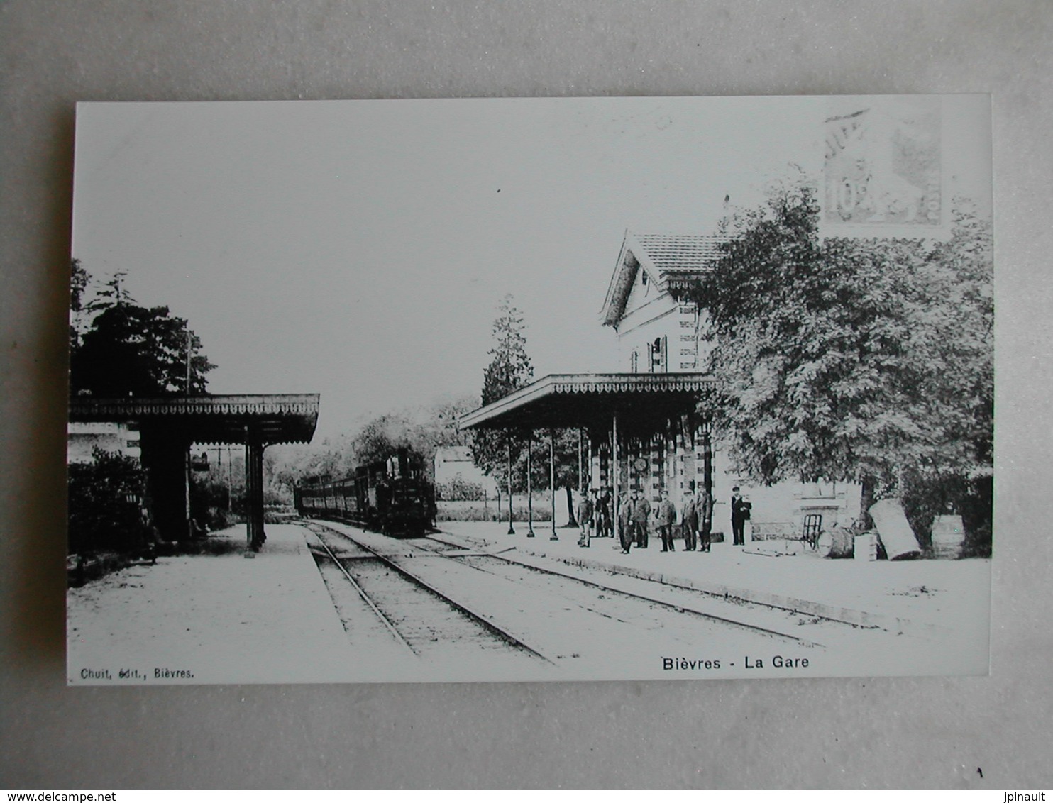 PHOTO Repro De CPA - Gare - La Gare De Bièvres - Trains