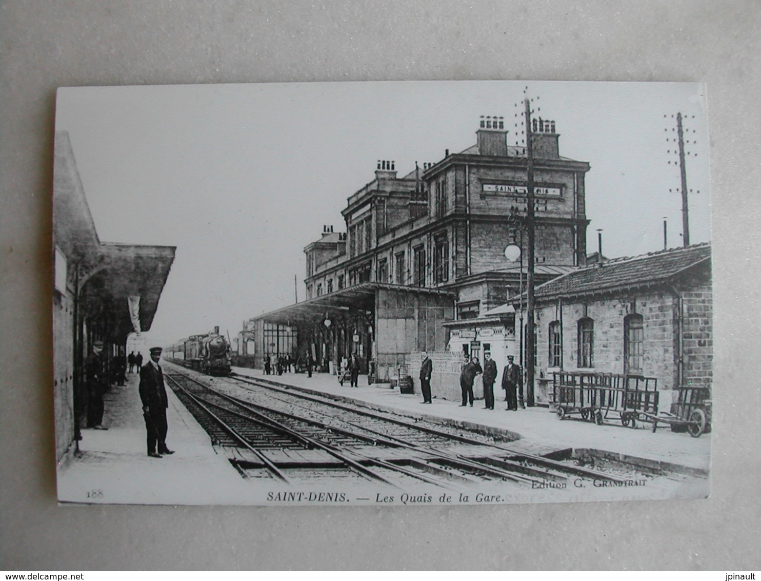 PHOTO Repro De CPA - Gare - Les Quais De La Gare De Saint Denis - Eisenbahnen