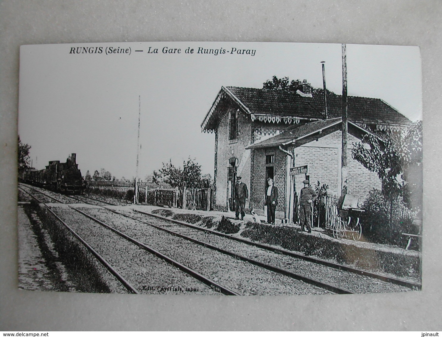 PHOTO Repro De CPA (la Vie Du Rail) - Gare - La Gare De Rungis Paray - Trains