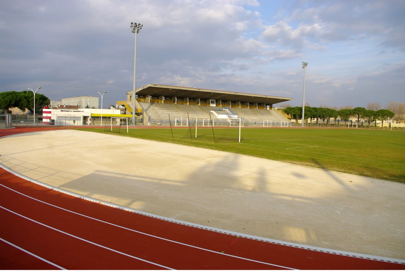 Berre L’Etang (13 - France) Stade Roger Martin - Autres & Non Classés