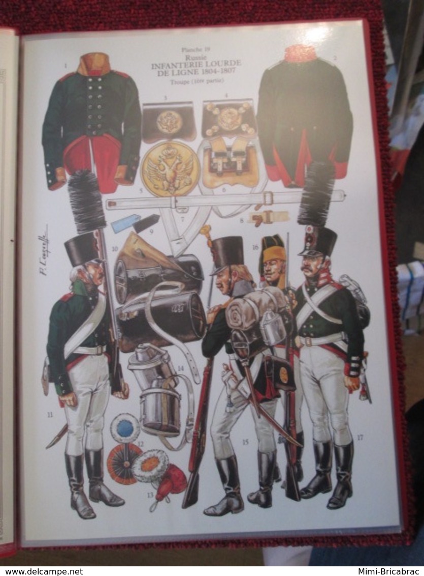 Planche Uniformologique CEUX QUI BRAVAIENT L'AIGLE Par P COURCELLES : INFANTERIE LOURDE RUSSE Excellent état ! - Uniforms