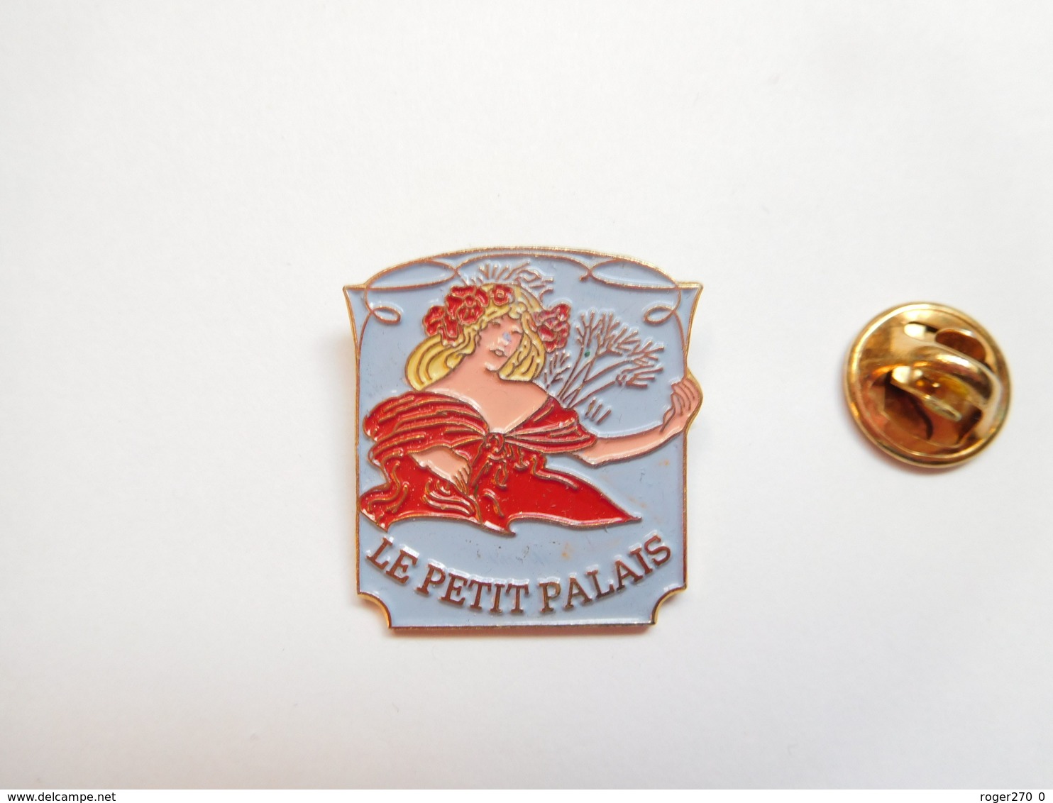 Beau Pin's En Relief , Pin Up , Le Petit Palais - Pin-ups