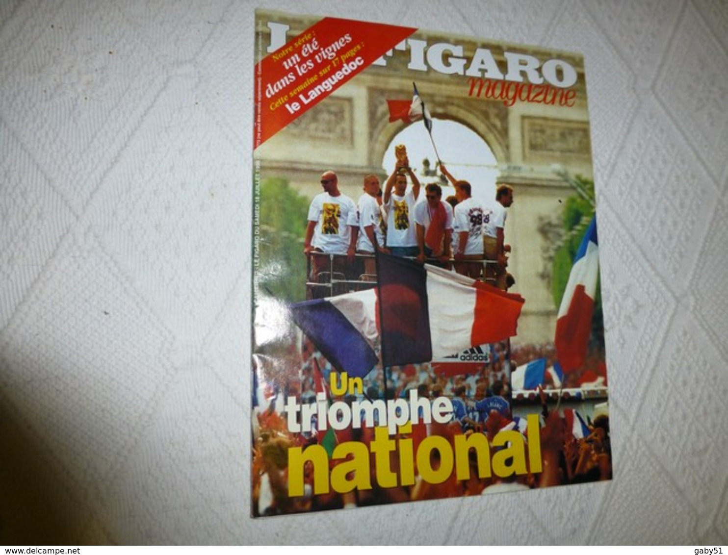Figaro-Magazine Coupe Monde FOOTBALL 1998,un Triomphe Historique, 18 Juillet 1998,numéro Historique ; RV01 - Sport