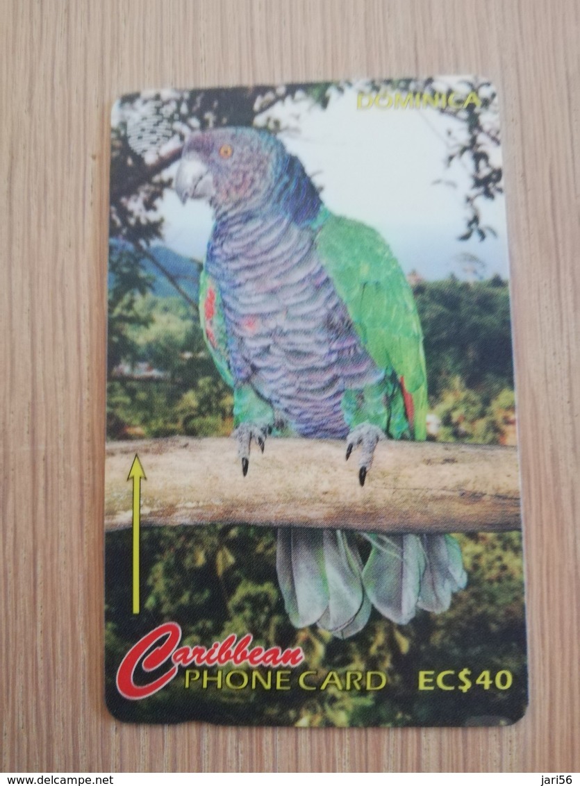 DOMINICA $ 40,- Magnetic Sisserou Parrot 230cdma      Fine Used Card  ** 1565 ** - Dominica