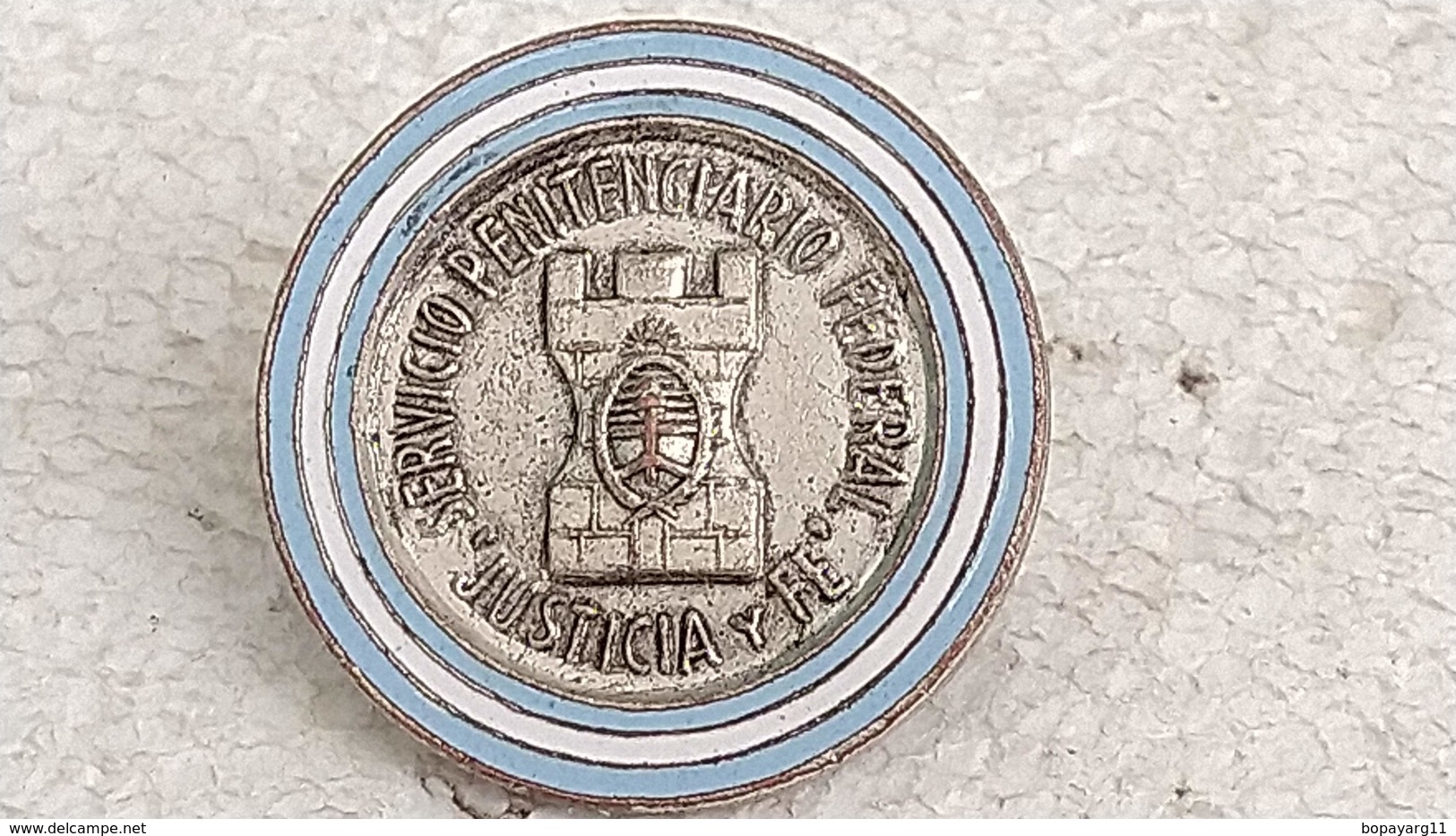 Argentina Argentine Police Corrections DOC  Jail Badge #10 - Police & Gendarmerie