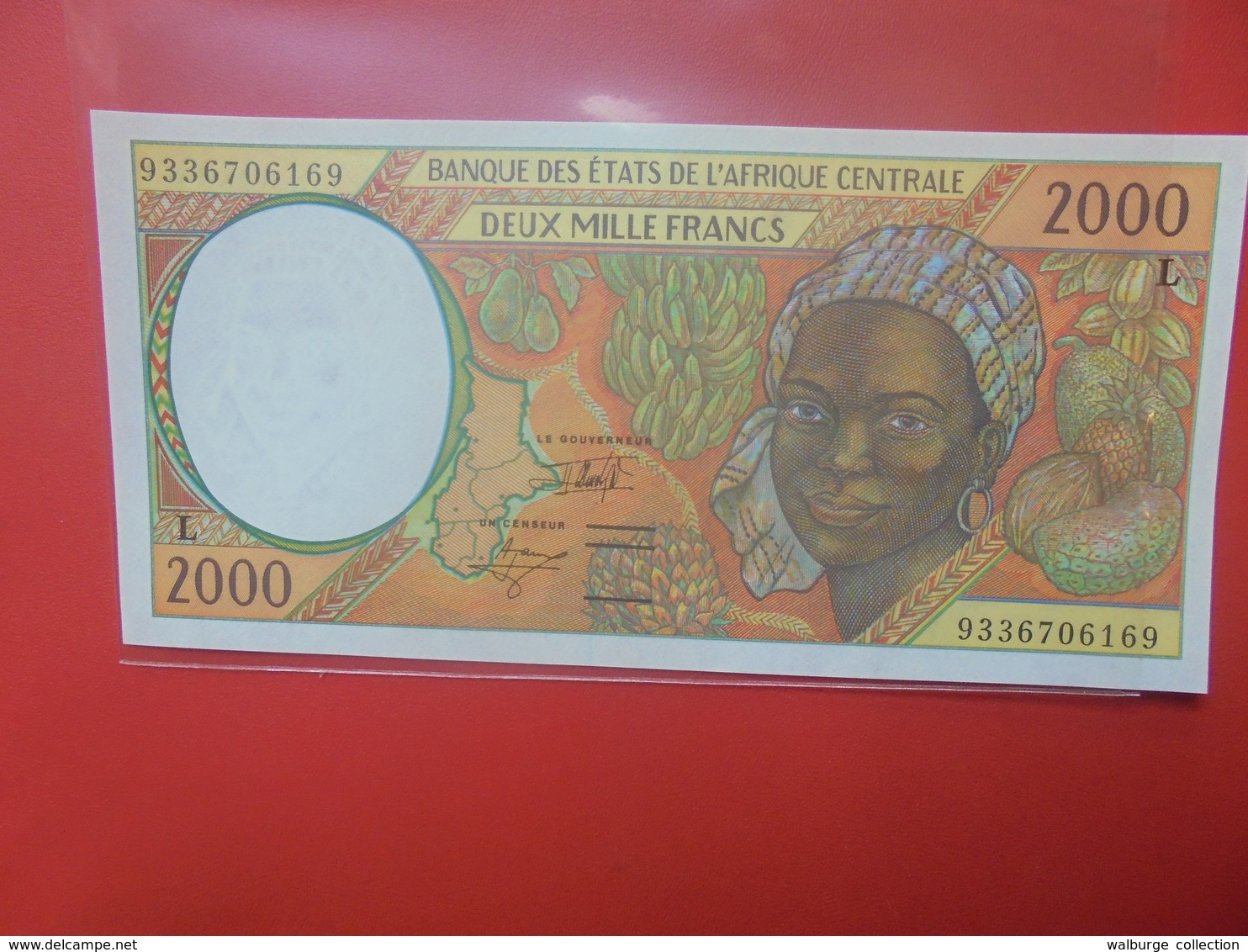 AFRIQUE CENTRALE 2000 FRANCS LETTRE L  PEU CIRCULER/NEUF (B.12) - Centraal-Afrikaanse Staten