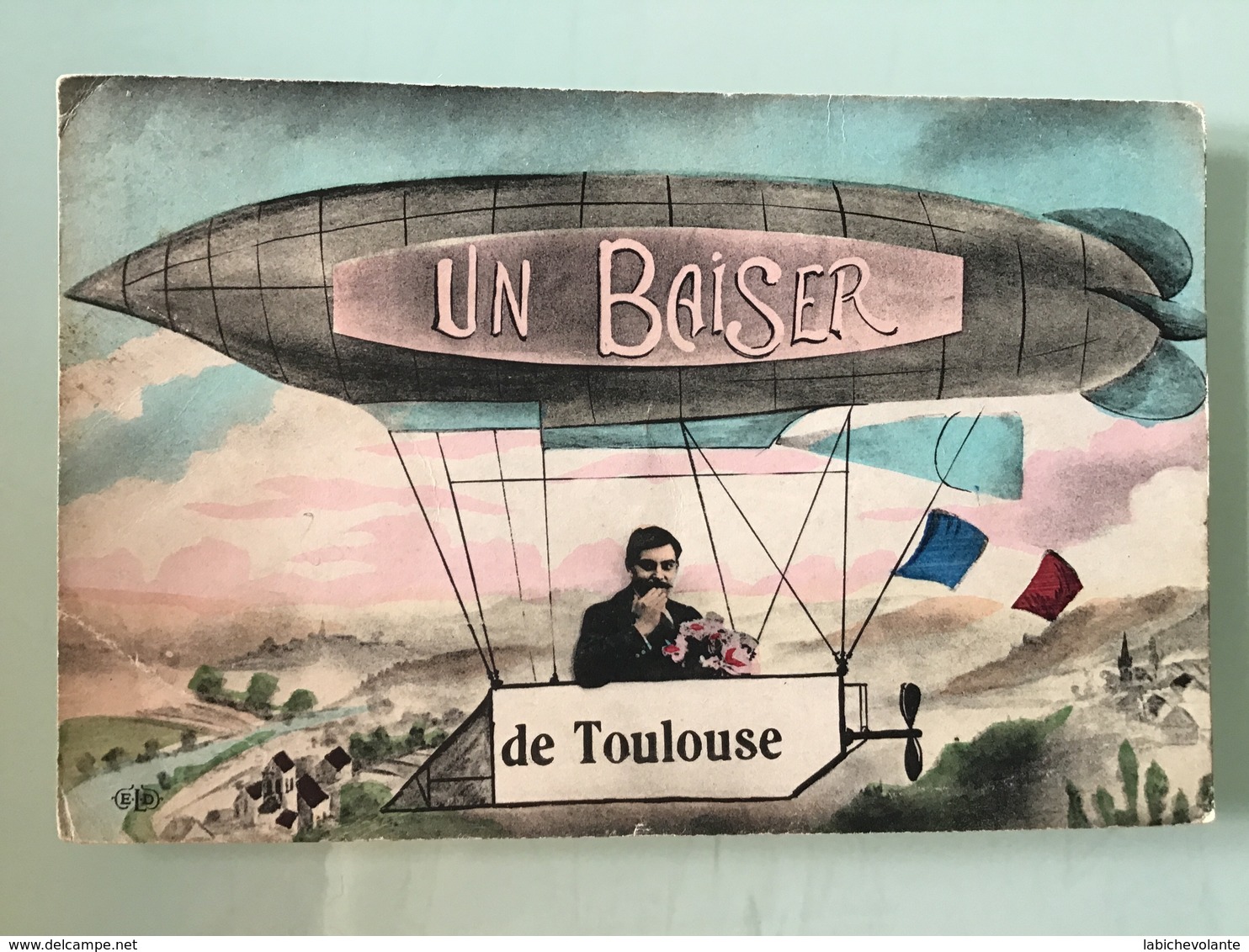 TOULOUSE. —  Un Baiser De Toulouse - Toulouse