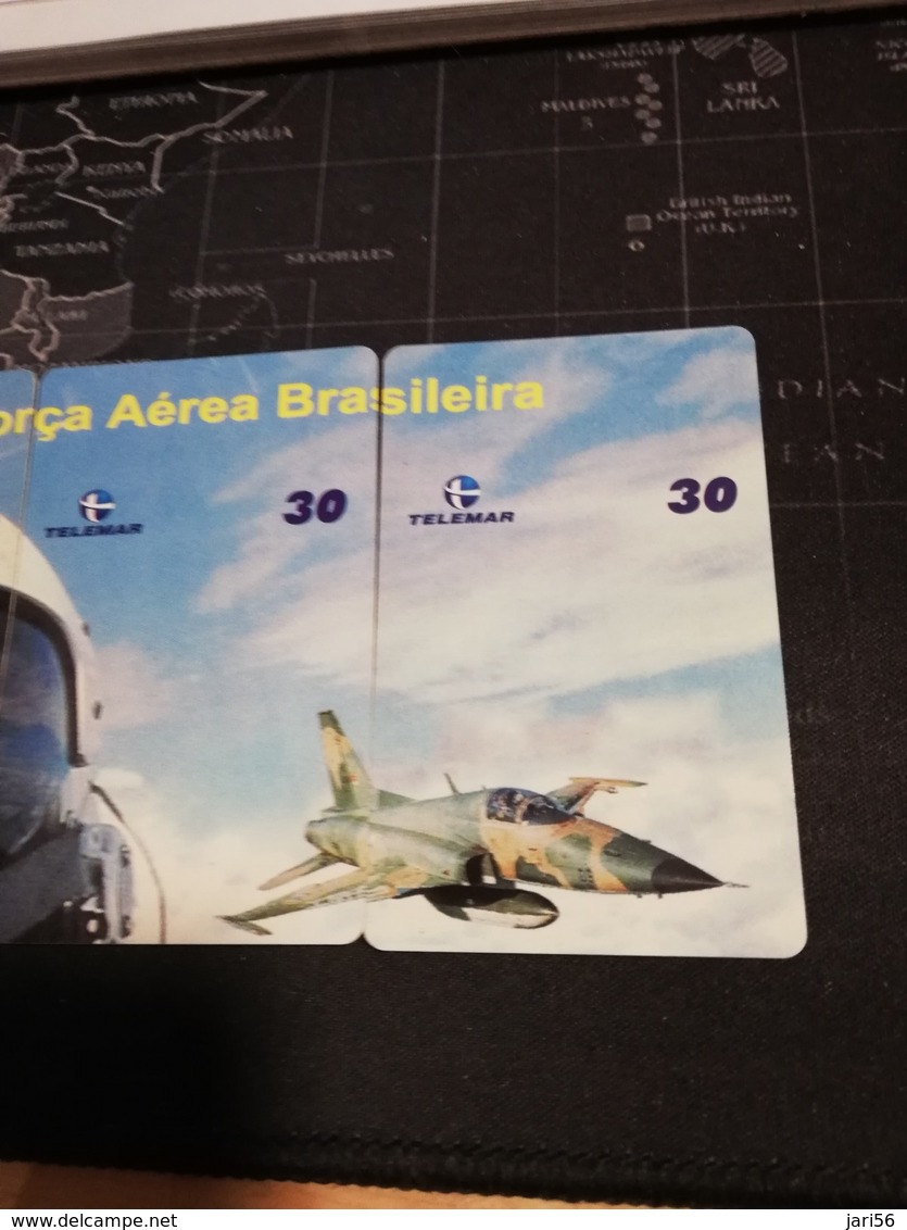 BRAZIL   INDUCTIVE CARDS  PUZZLE 10 CARDS PILOT IN COCKPIT WITH HELMET   ** 1611 **