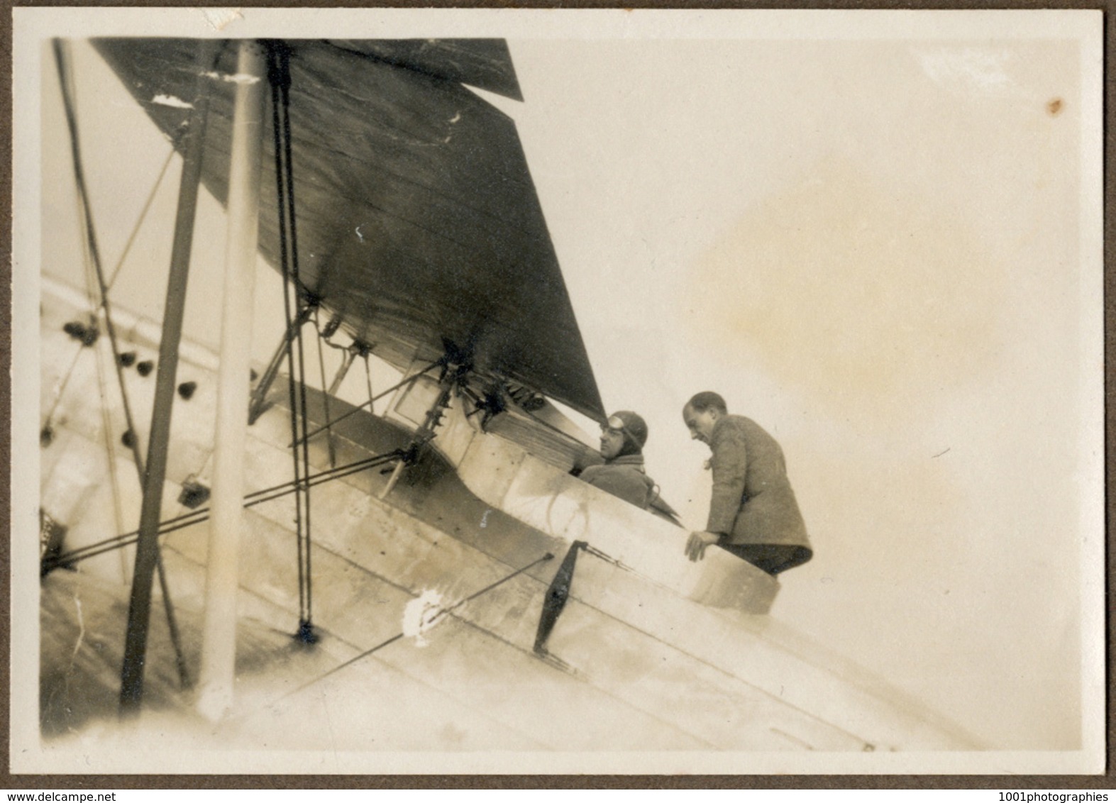 "Le Zoute" Aout 1926. Exceptionnelle Ensemble De 6 Photographies Originales D'époque D'un Bi-plan Sur La Plage. FG0695 - Aviazione