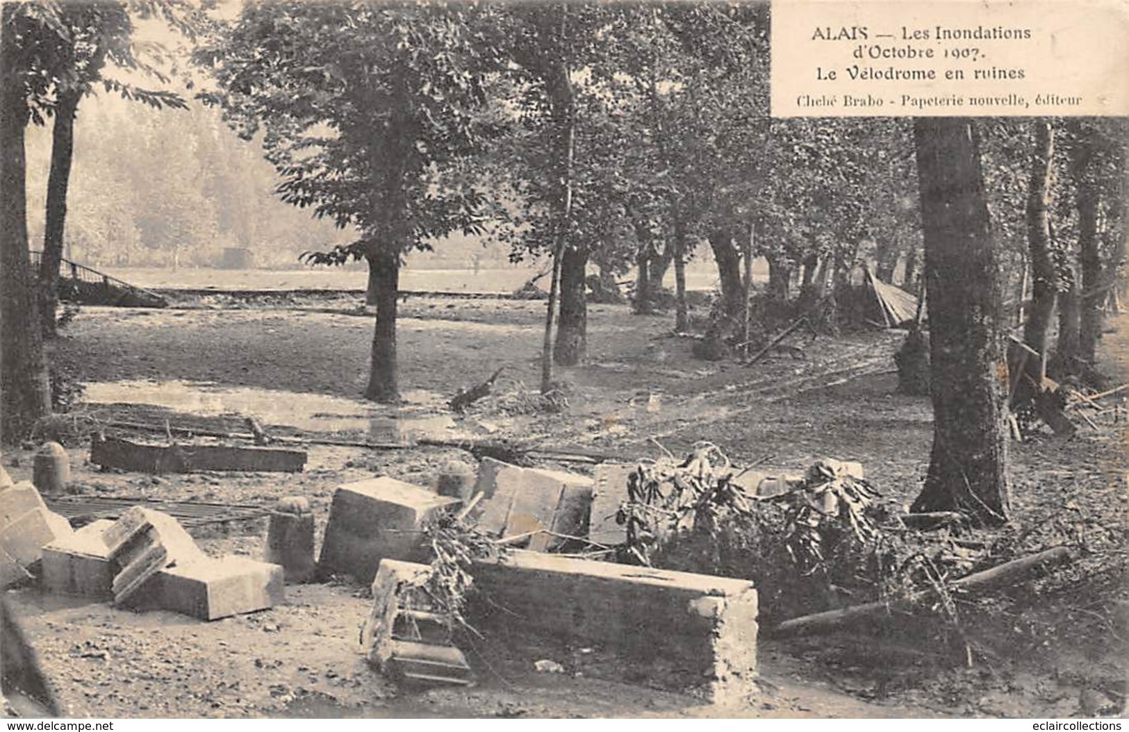 Alès Alais        30          Inondations De 1907. Le Vélodrome En  Ruines     (Voir Scan) - Alès