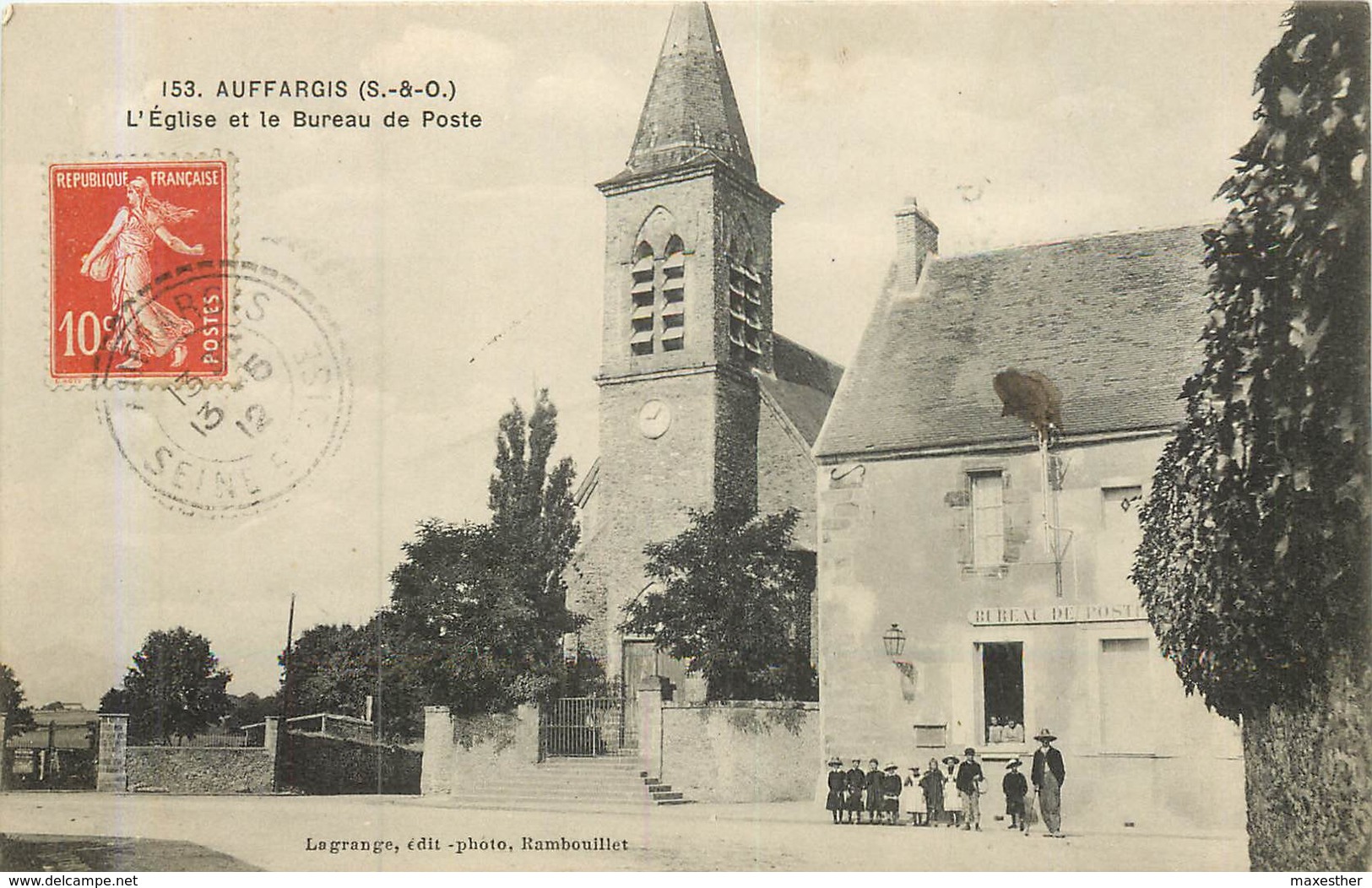 AUFFARGIS  L'église Et Le Bureau De Poste - Auffargis