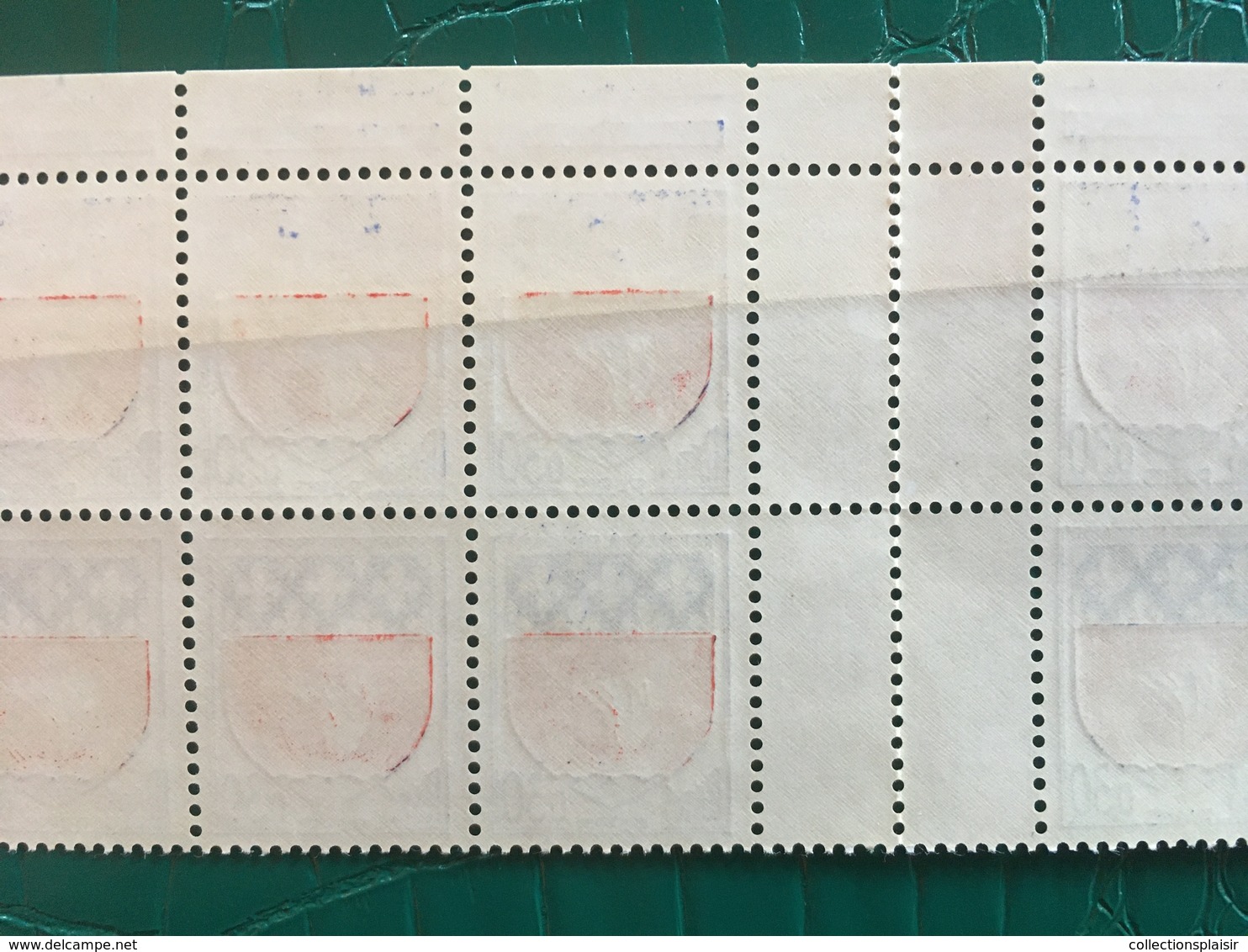 TIMBRE BLASON PARIS VARIÉTÉ PLI ACCORDÉON HAUT DE FEUILLE NEUF** - Unused Stamps