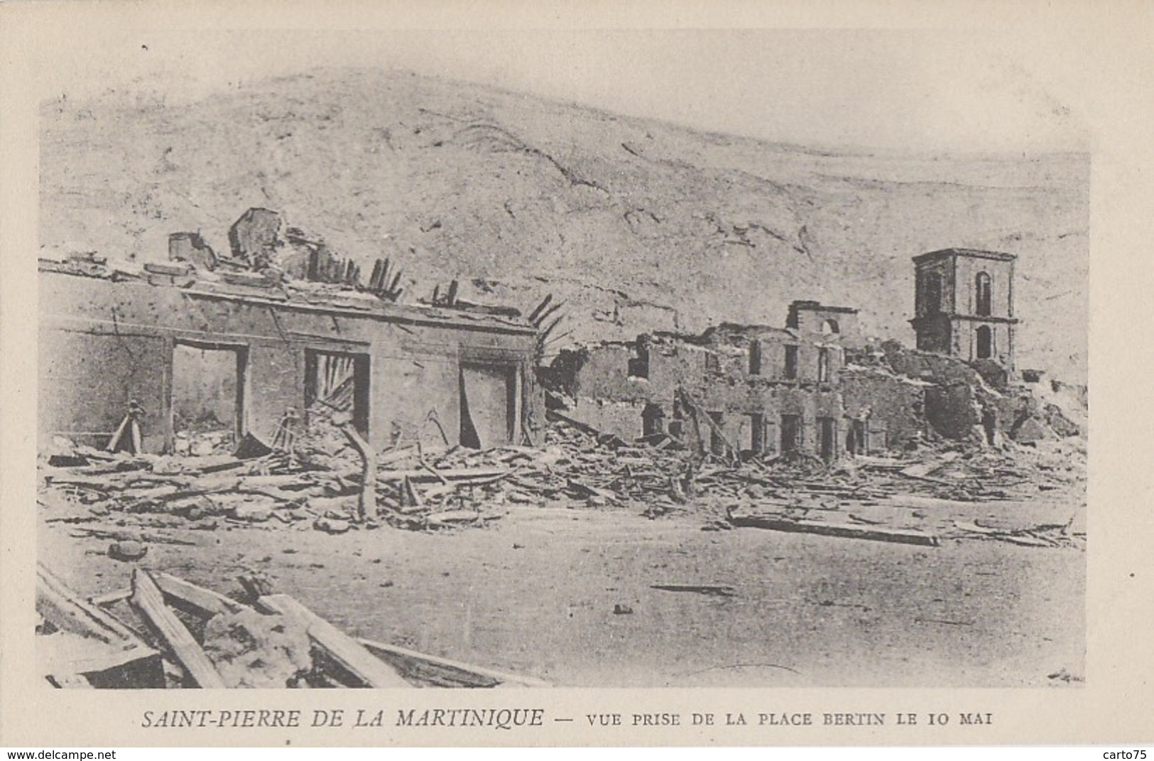 Evènements - Eruption Volcanique De La Montagne Pelée 10 Mai 1902 - Martinique - Saint-Pierre - Vue De La Place Bertin - Andere & Zonder Classificatie