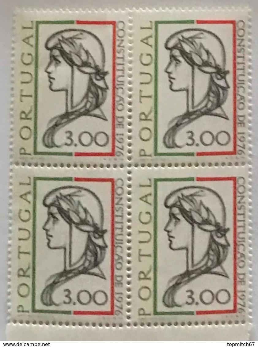 POR#1309MNH - Block Of 4 MNH Stamps Of 3$00 - "Constituição De 1976" - Portugal - 1976 - Blokken & Velletjes