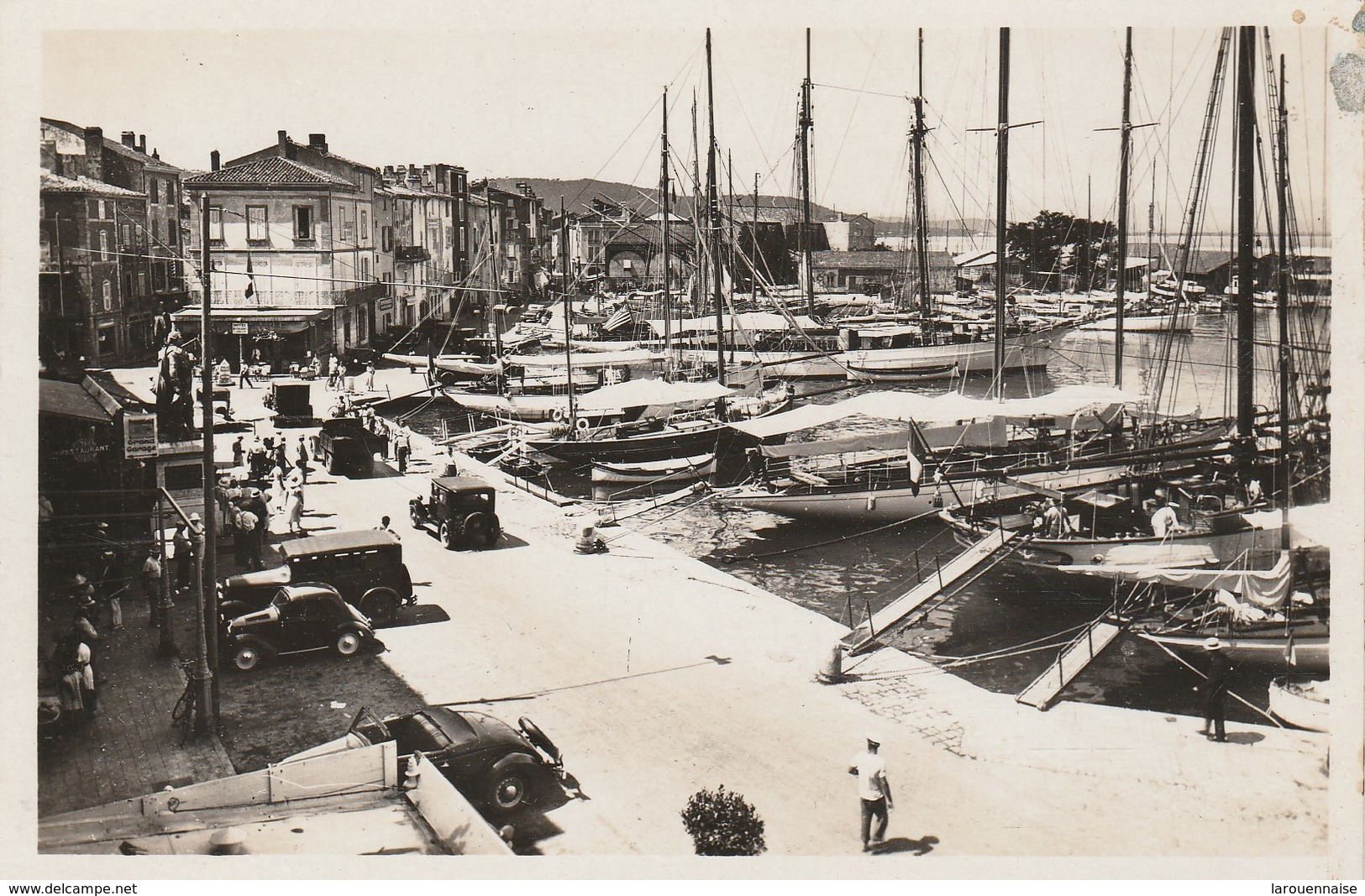 83 - SAINT TROPEZ  - Le Port Et Le Quai De Suffren - Saint-Tropez