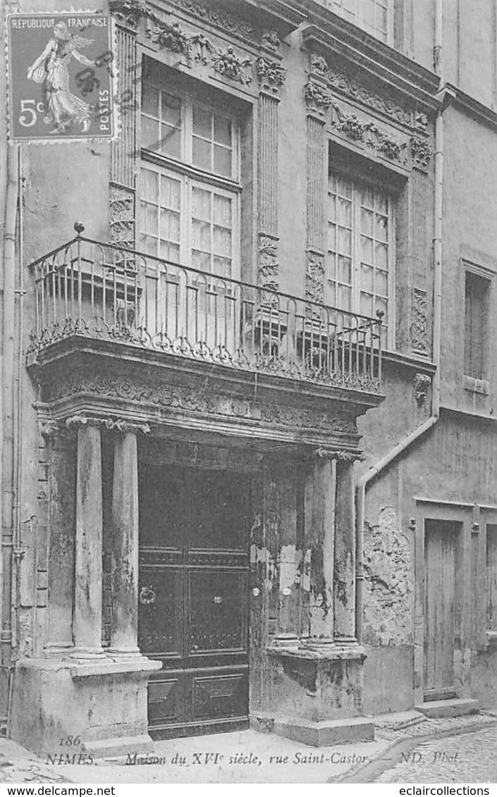 Nîmes        30         Maison Du XVI ème Rue Saint Castor       (voir Scan) - Nîmes