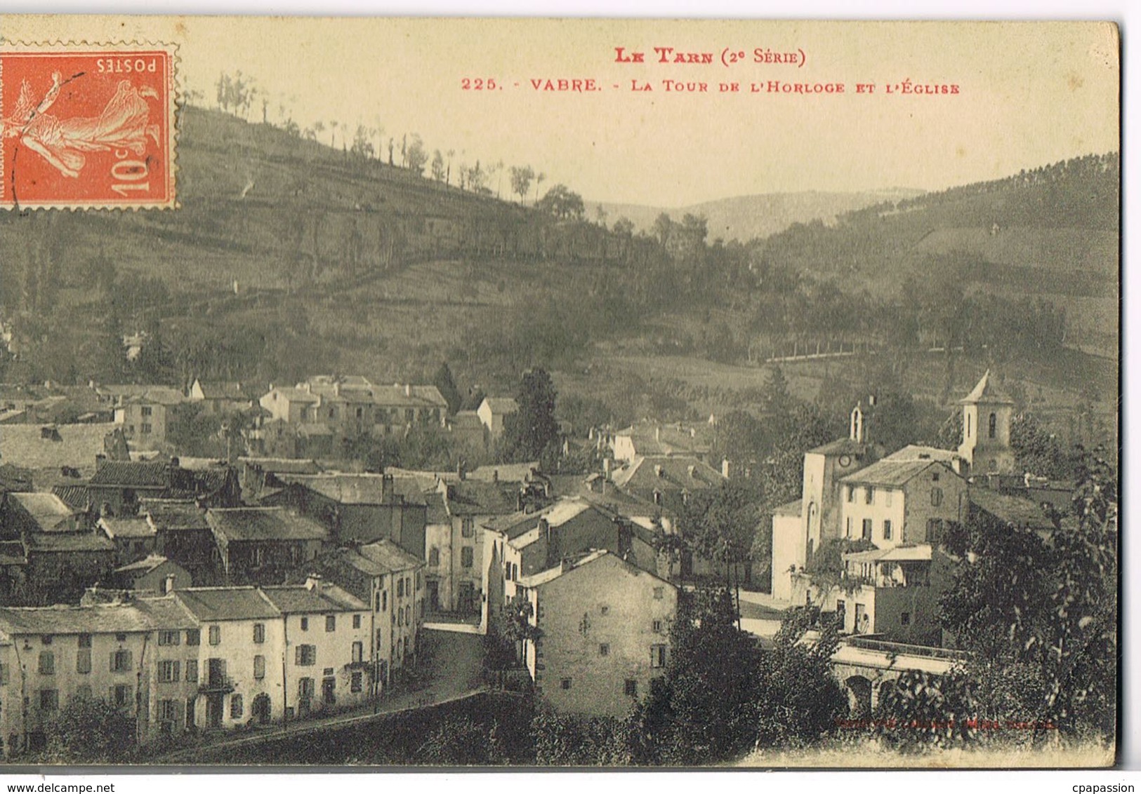 VABRE - Le Tarn (2° Série) La Tour De L'Horloge Et L'Eglise - Circulée - Scans Recto Verso - Vabre