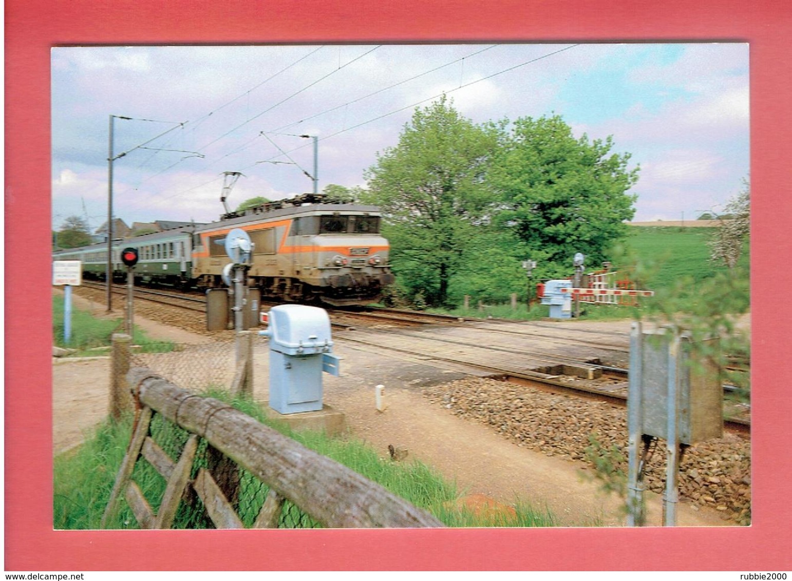 LE GENEST LIGNE PARIS A BREST TRAIN VOYAGEURS CARTE EN TRES BON ETAT - Le Genest Saint Isle