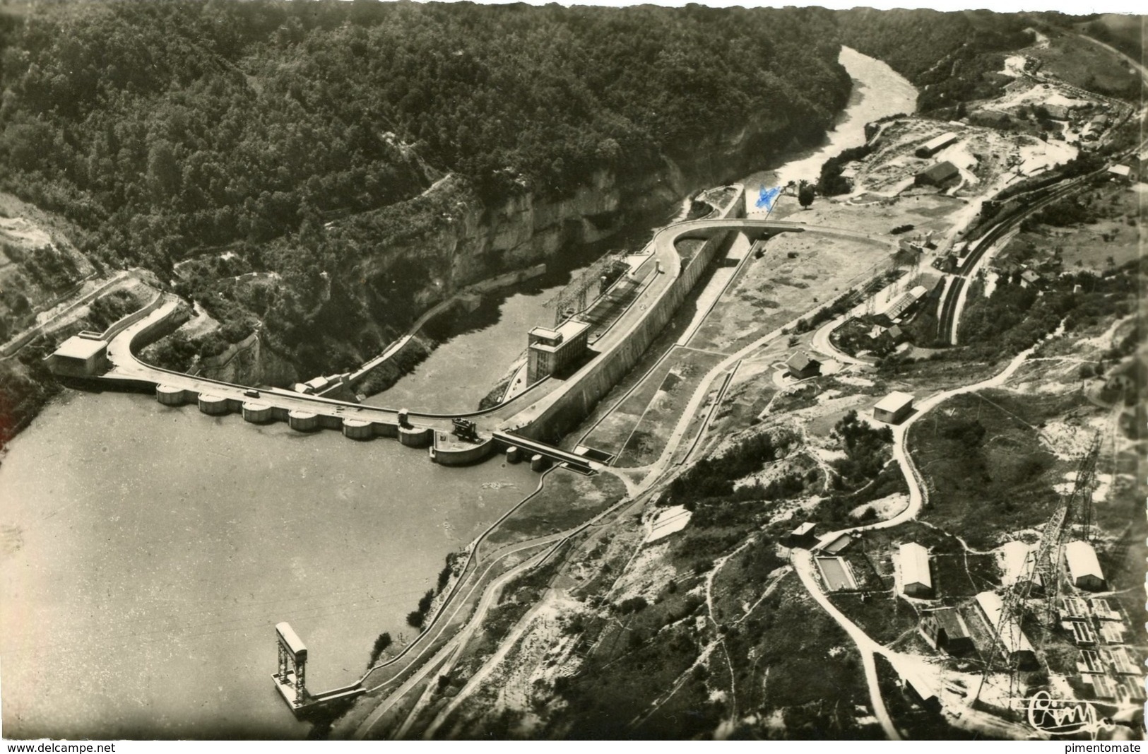 BARRAGE DE GENISSIAT VUE D'ENSEMBLE - Génissiat