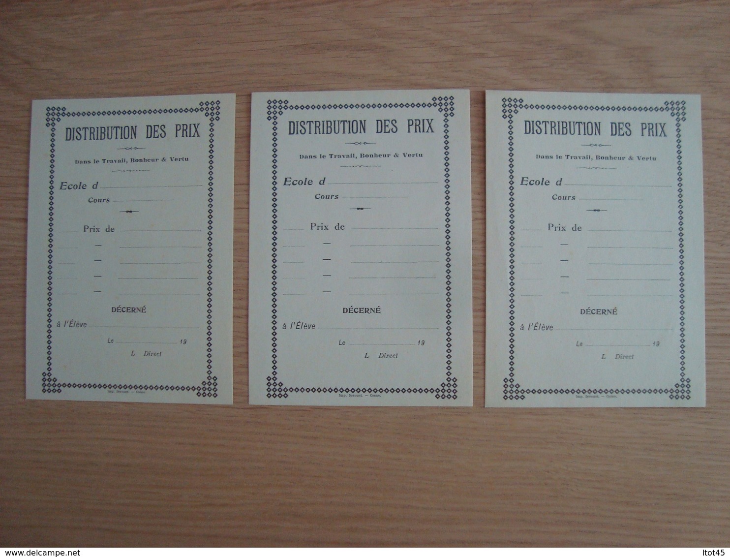 LOT DE 3 DOCUMENTS ANCIENS DISTRIBUTION DES PRIX - Matériel Et Accessoires