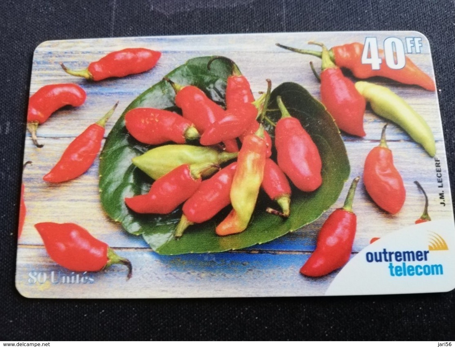 Caribbean Phonecard St Martin French   OUTREMER TELECOM  40 FF  160 UNITS RED PEPPERS   **1719 ** - Antille (Francesi)