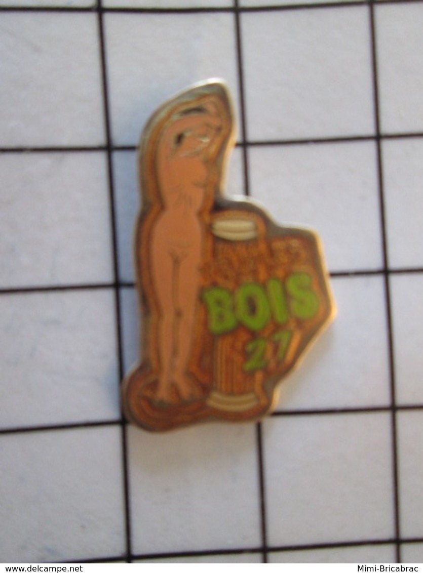 320 Pin's Pins / Beau Et Rare / THEME : PIN-UPS / FEMME NUE BOIS 27 - Pin-ups