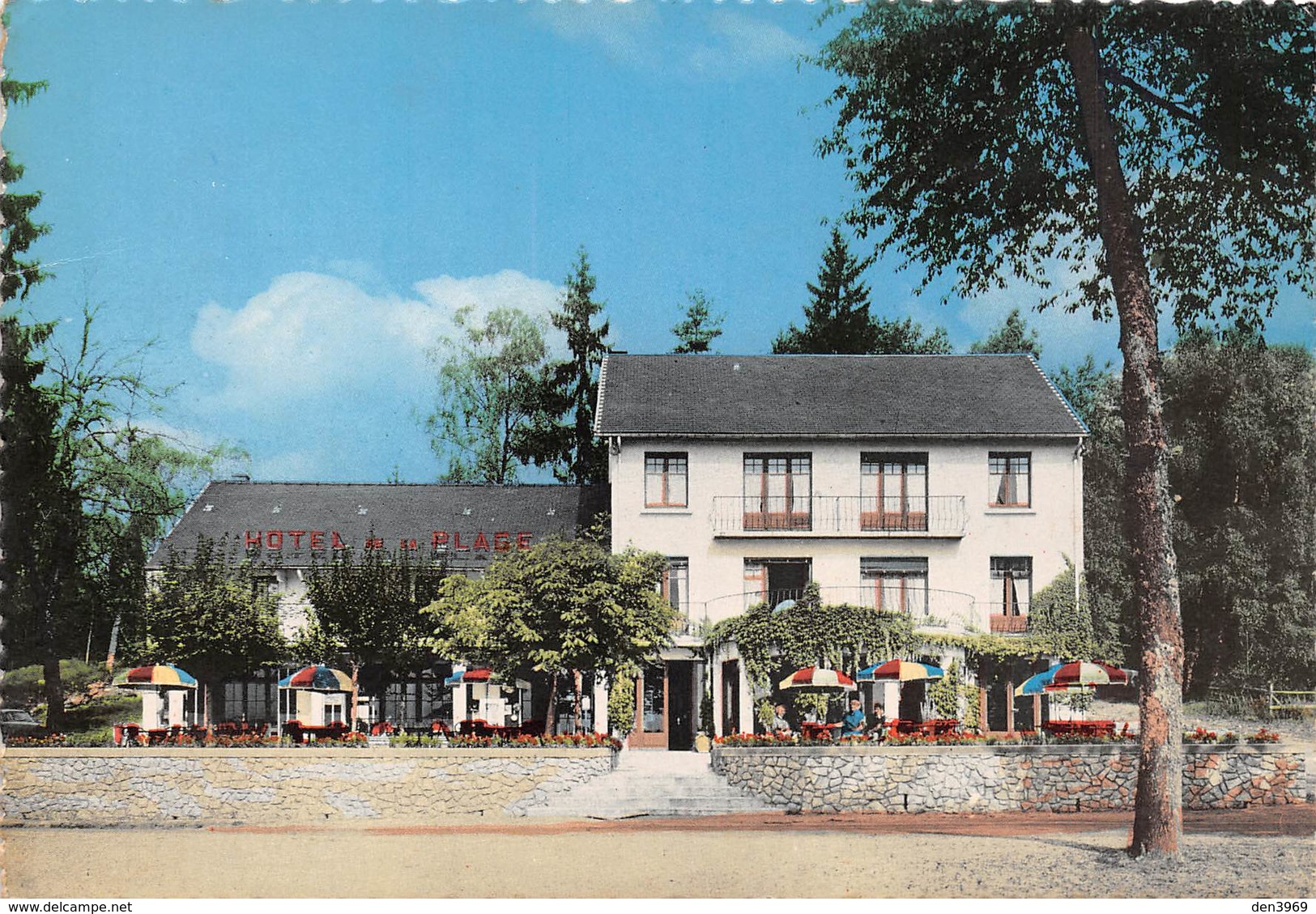 Les SETTONS - Hôtel De La Plage, Face Au Lac - Montsauche Les Settons