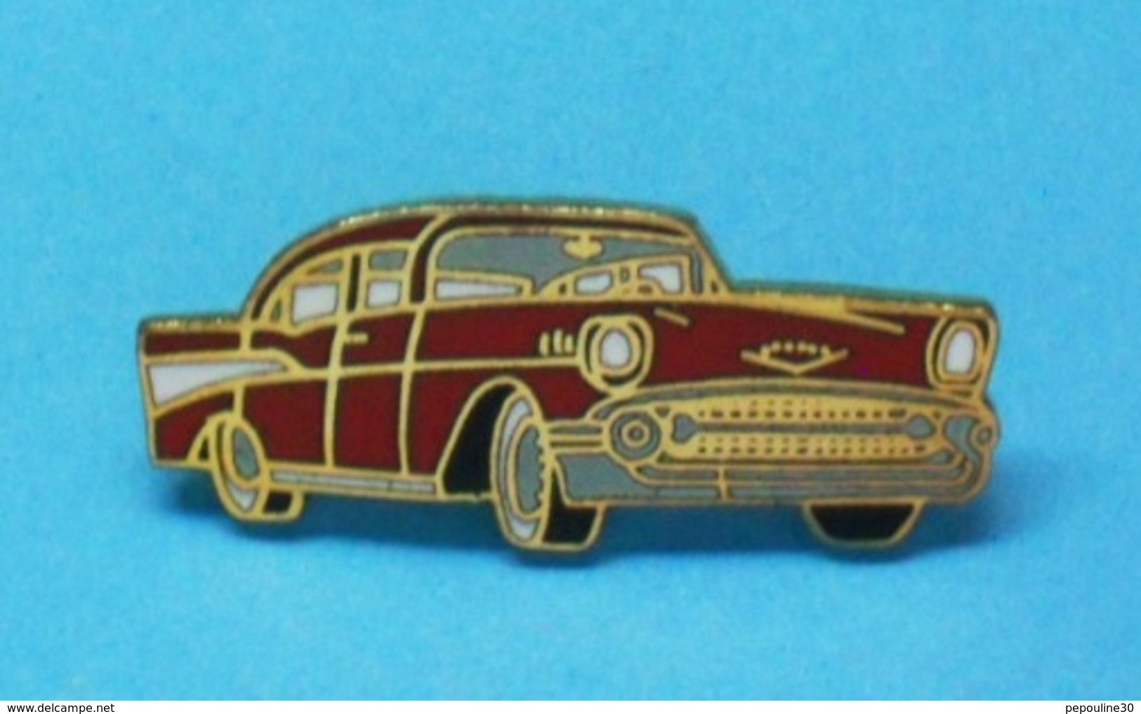 1 PIN'S //   ** CHEVROLET BEL AIR / HARDTOP / ROUGE / 1957 **