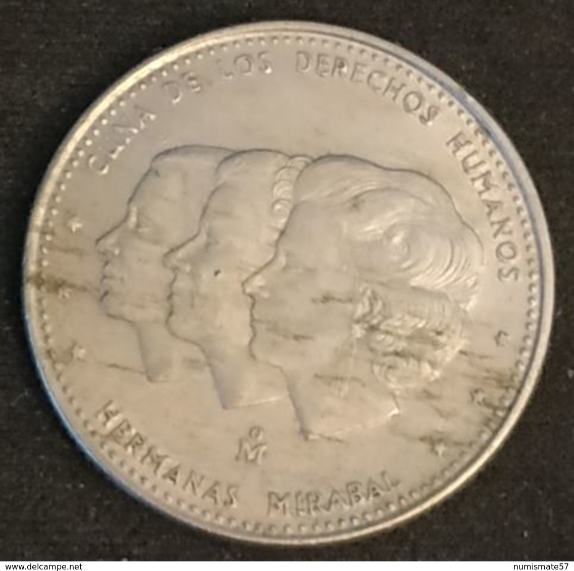 REPUBLIQUE DOMINICAINE - 25 CENTAVOS 1984 - KM 61.1 - CUNA DE LOS DERECHOS HUMANOS HERMANAS MIRABAL - Dominicaine