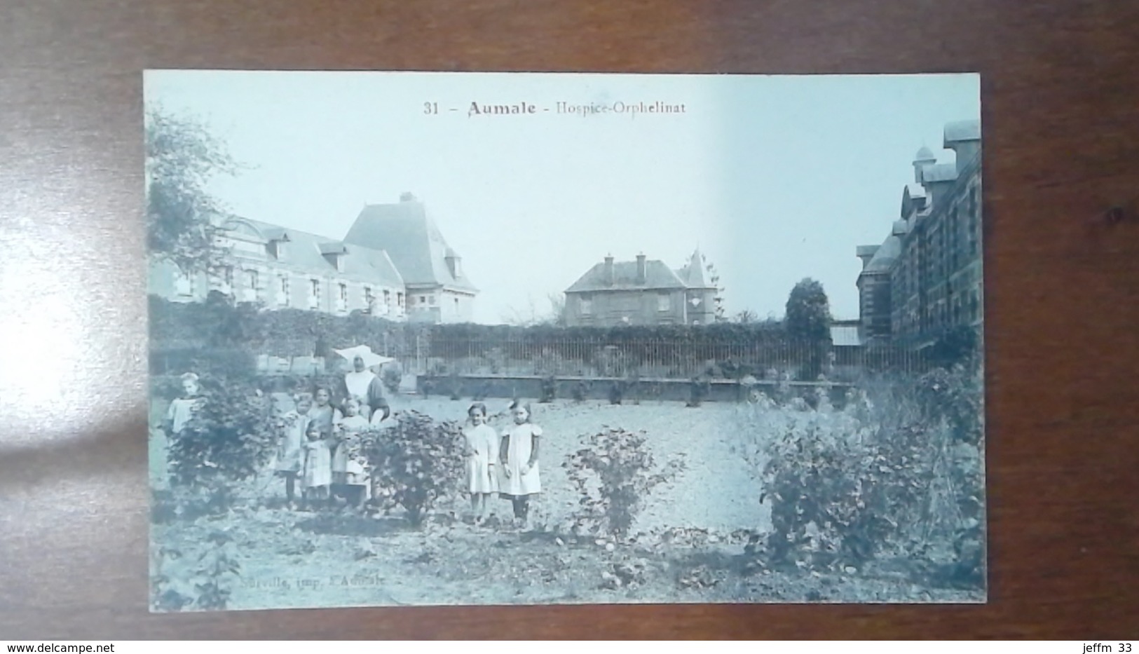 CARTE POSTALE ANCIENNE AUMALE - HOSPICE ORPHELINAT - ANIMEE - Aumale