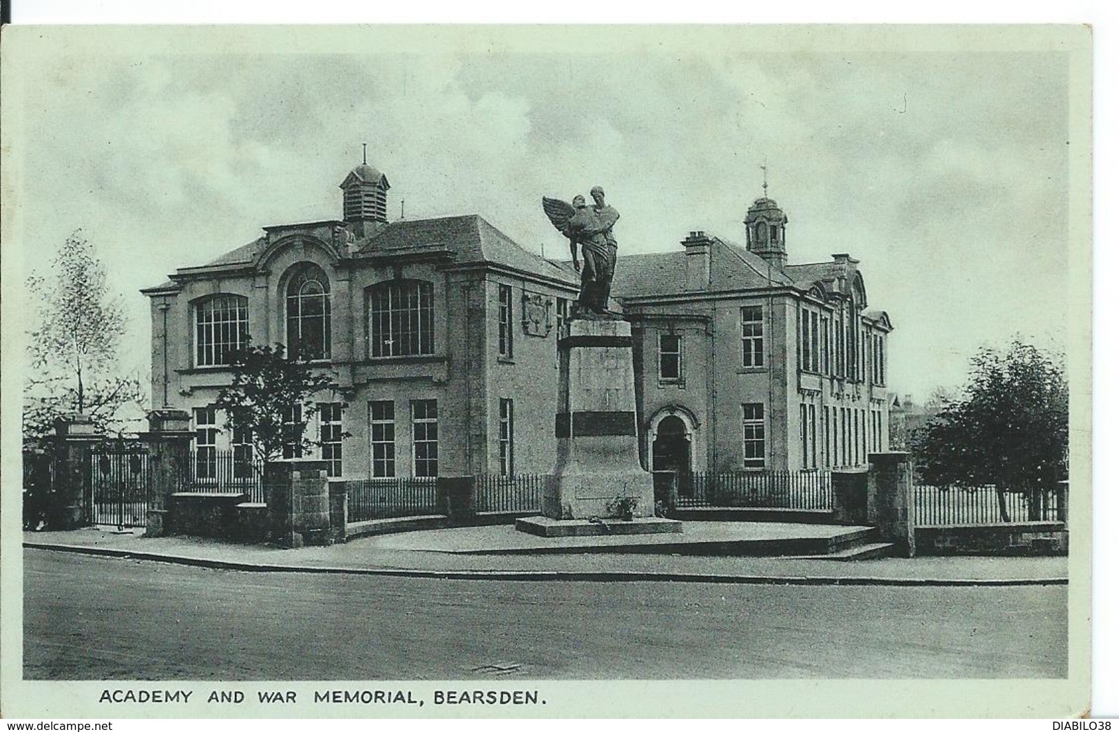 BEARSDEN   ( ROYAUME-UNI )  ECOSSE ACADEMY AND WAR MEMORIAL - Dunbartonshire