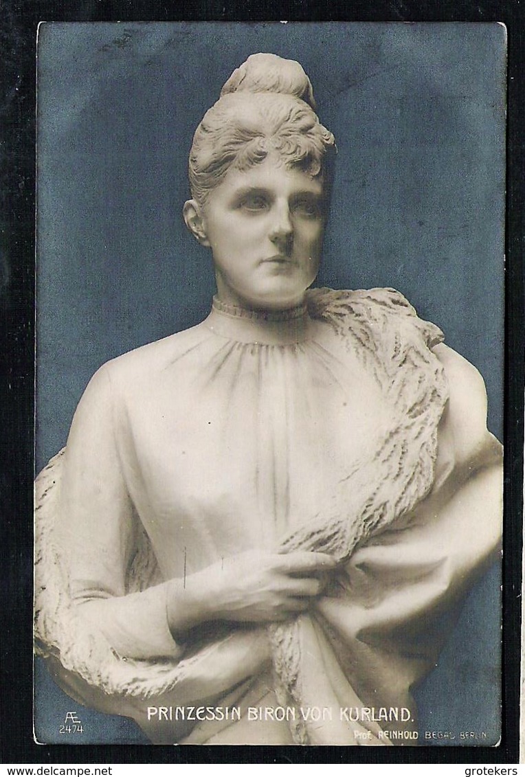 Sculpture Of Prinzessin Biron Von Kurland  - By  Prof. Reinhold Begas ± 1930 ? - Sculptures