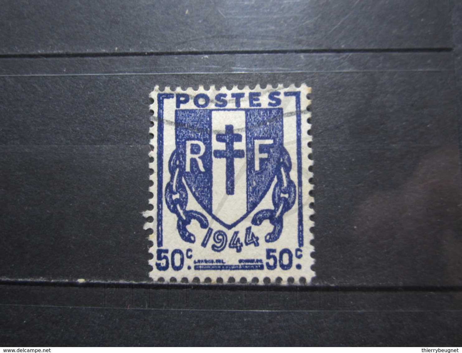 VEND BEAU TIMBRE FRANCE N° 673 , SURENCRE !!! - Gebraucht