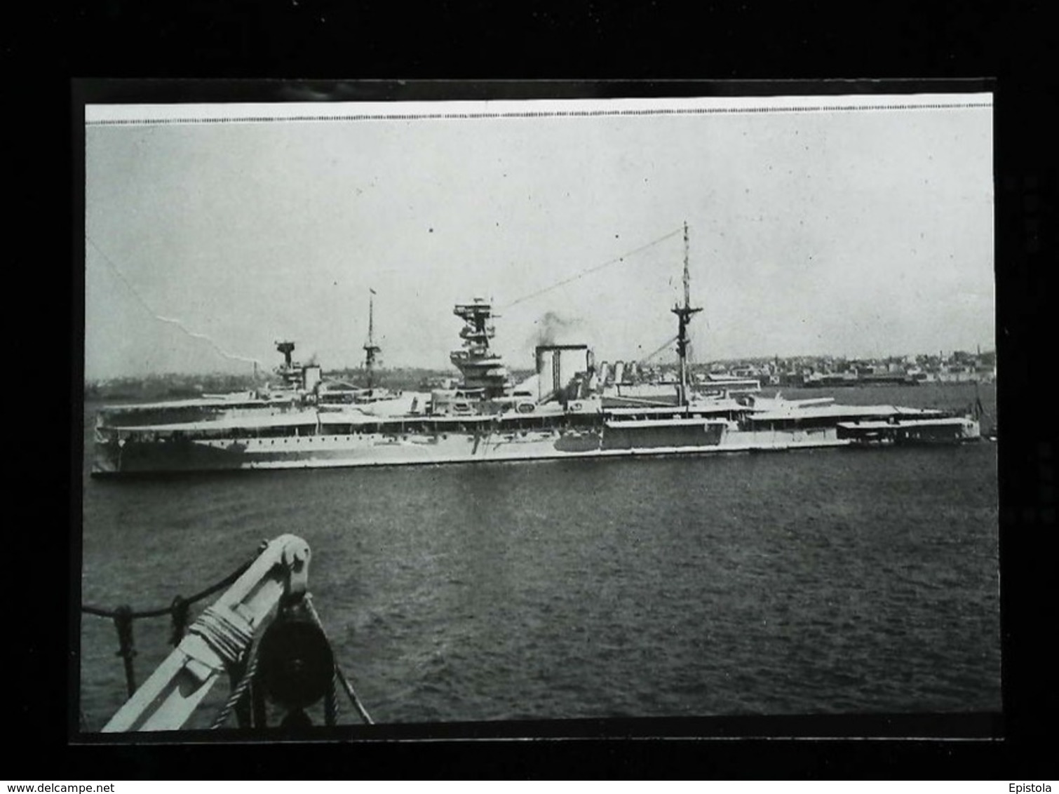 Navire De Guerre - Cuirassé  Royal Navy HMS Valiant - Coupure De Presse (encadré Photo) De 1935 - Autres & Non Classés