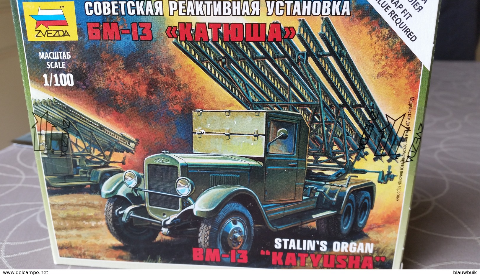 Zvezda 6128 Stalin’s Organ BM-13 Katyusha 1/100 - Véhicules Militaires