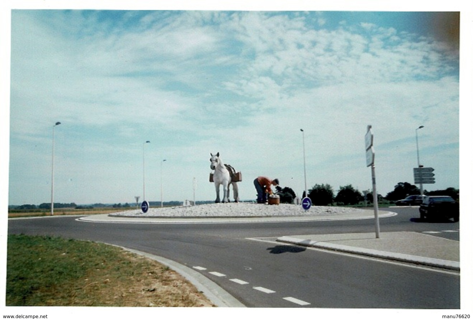 Photo Récente Statue Ramasseur De Galets Et Son Cheval - Rond Point Seine Maritime Proche St Juin De Bruneval. - Mestieri