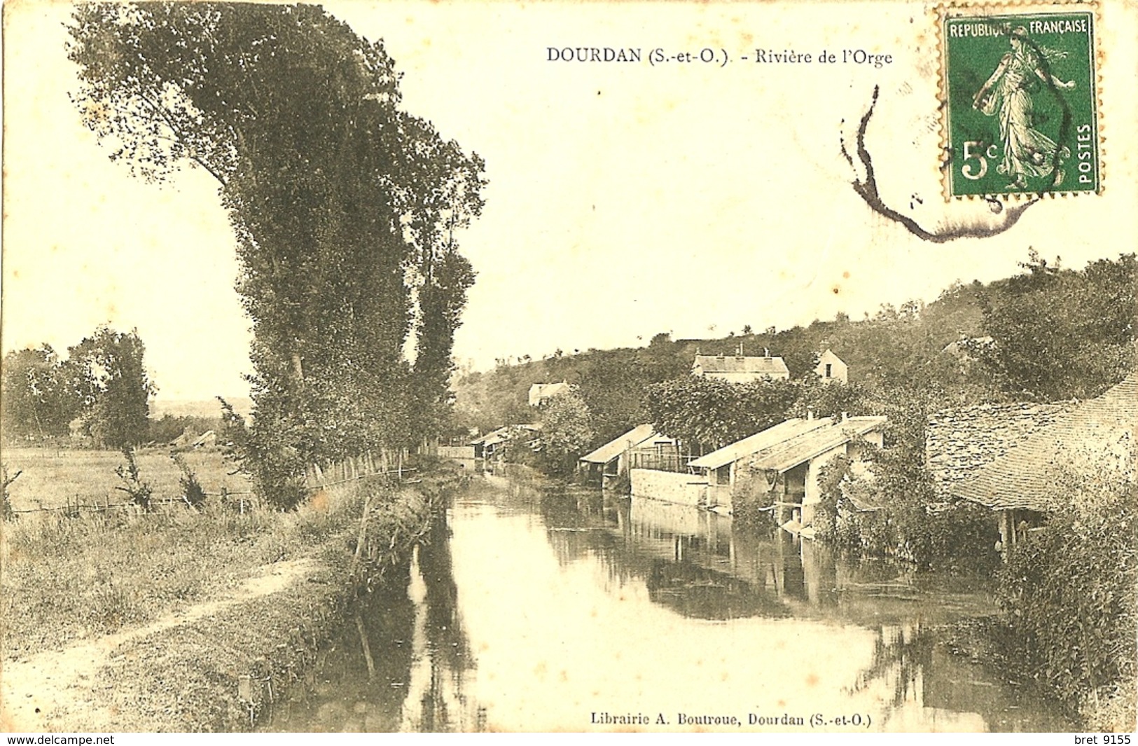 91 DOURDAN UNE AUTRE VUE DES NOMBREUX LAVOIRS SUR LA RIVIERE L ORGE UN AUTRE TIRAGE - Dourdan