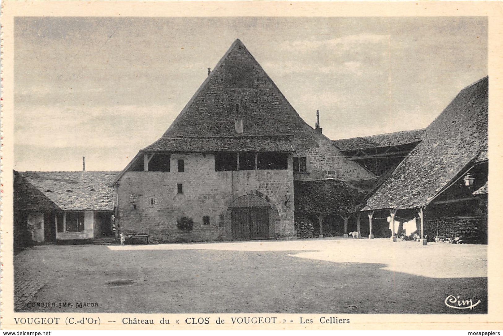 Château Du "Clos Vougeot" - Les Celliers - Nuits Saint Georges