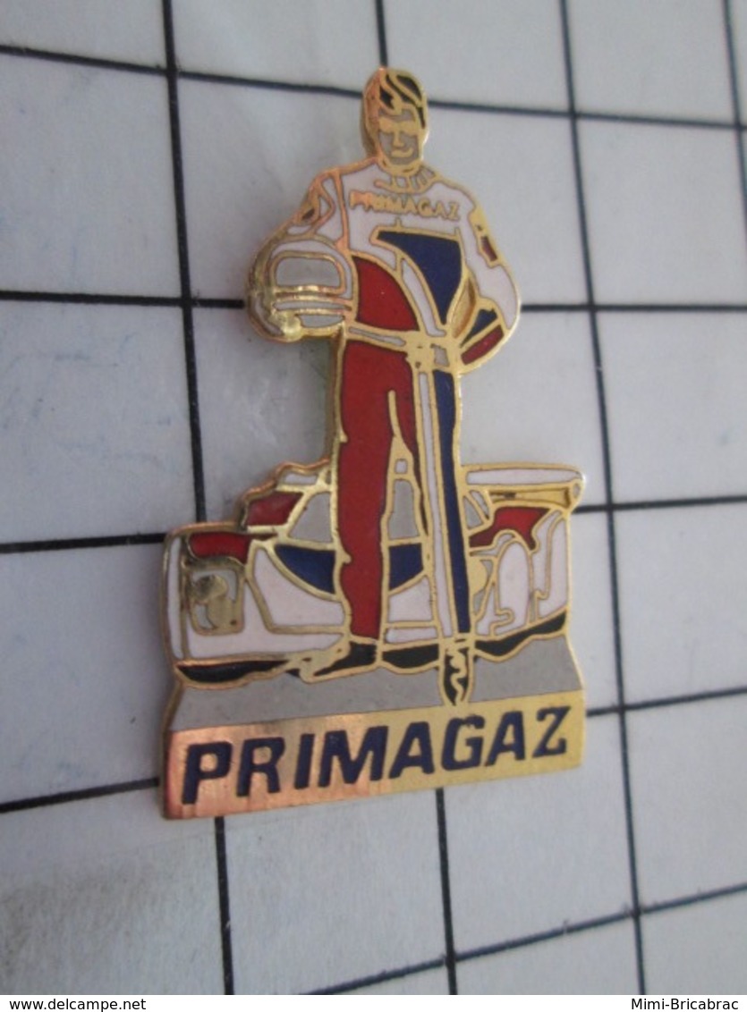 1020 Pin's Pins / Beau Et Rare / THEME : SPORTS / AUTOMOBILE PILOTE ENDURANCE PRIMAGAZ - Automobile - F1