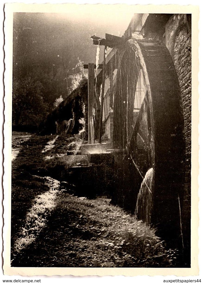 Photo Originale Joli Système D'Irrigation Et Roue De Moulin à Eau En Fonction Vers 1930/40 Gouttes D'eau & Débordements - Luoghi