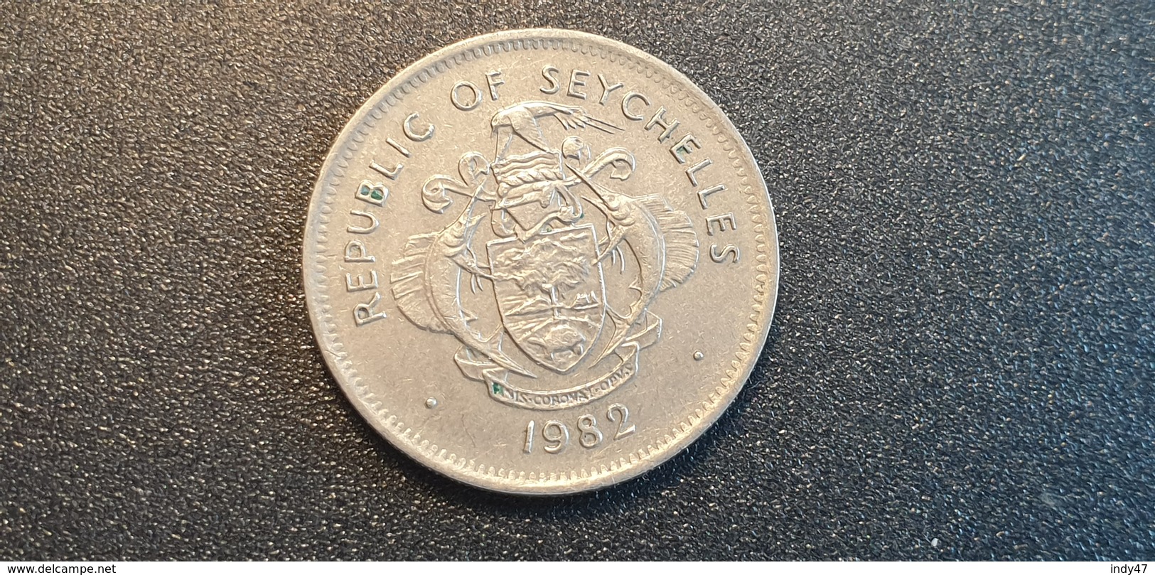 SEYCHELLES : 1 Rupee 1982 - Seychellen